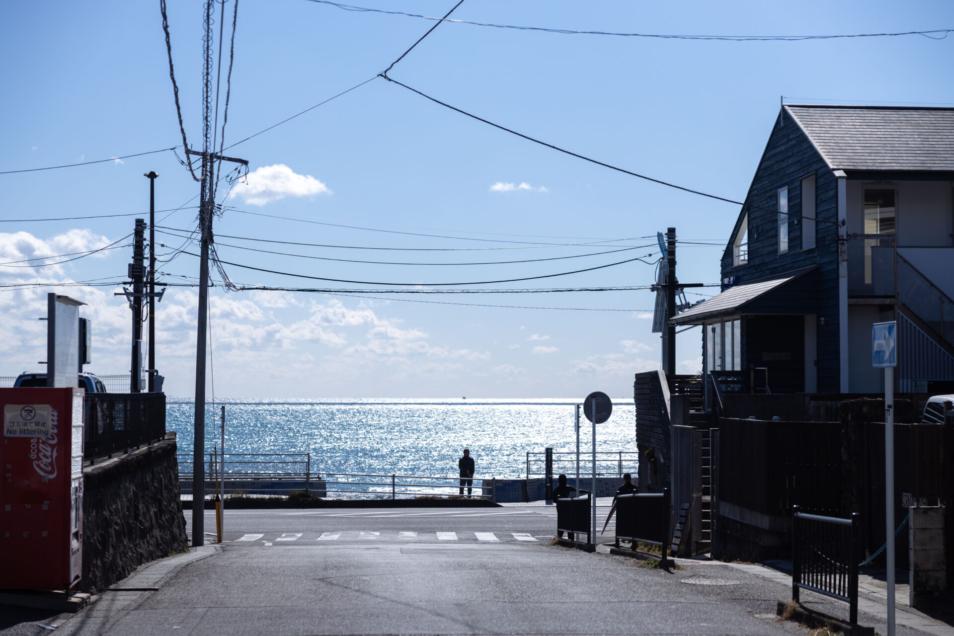 江ノ電で行く、夏の海街アップデート。キラキラ輝く水平線を目指して